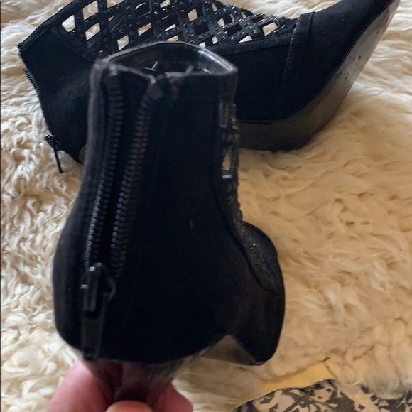 Fun Nina Heels - Picture 5 of 8